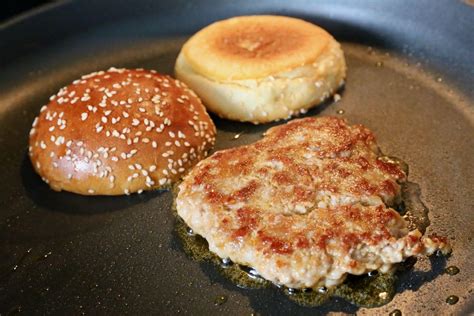 Spicy Italian Pork Sausage Burgers Recipe Dobbernationloves