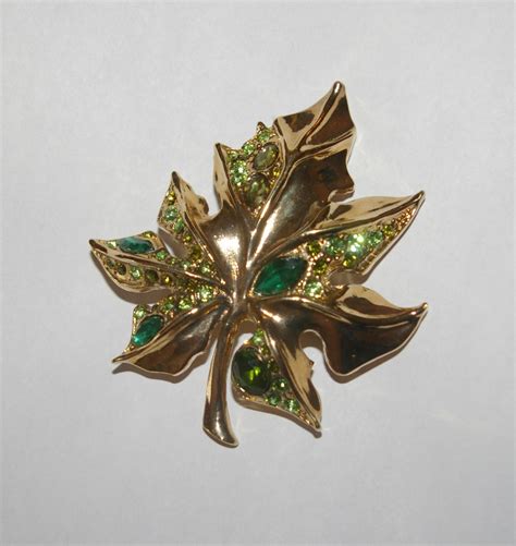 Green Rhinestone Brooch Gold Tone Leaf Vintage 1970s