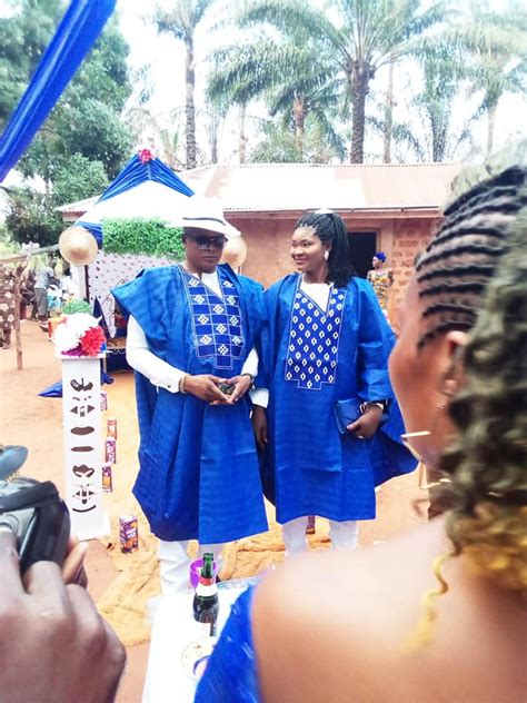 Nigerian couple wears matching Agbada for their traditional wedding