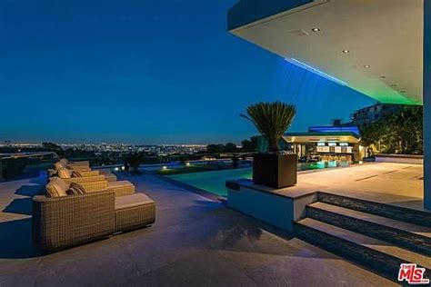 Wow Awesome Sq Ft Los Angeles Mansion With Rooftop Pool