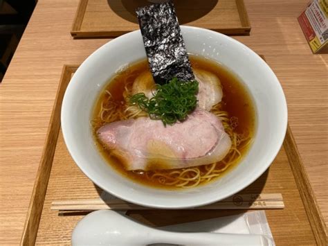 『飯田商店 本店醤油らぁめん 1800円』ラーメンwalkerキッチンのレビュー ラーメンデータベース