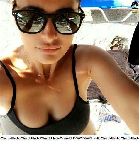Hot Bollywood Actresses Exposing Too Hot To Handle Photos C