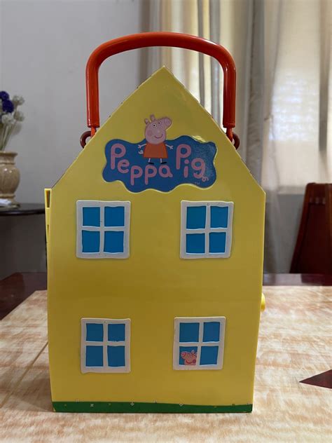 Peppa Pig Playhouse, Hobbies & Toys, Toys & Games on Carousell