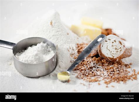 ingredients of bread Stock Photo - Alamy