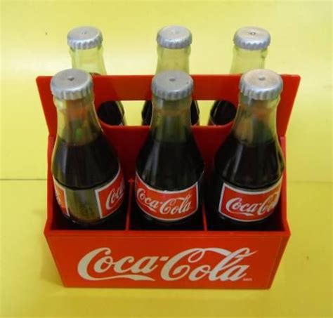 Canastilla de 6 mini botellitas coca cola en México Clasf aficiones y