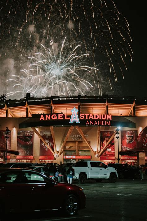 Ballpark Game Plan: Los Angeles Angels & Angel Stadium - Baseball Fan ...