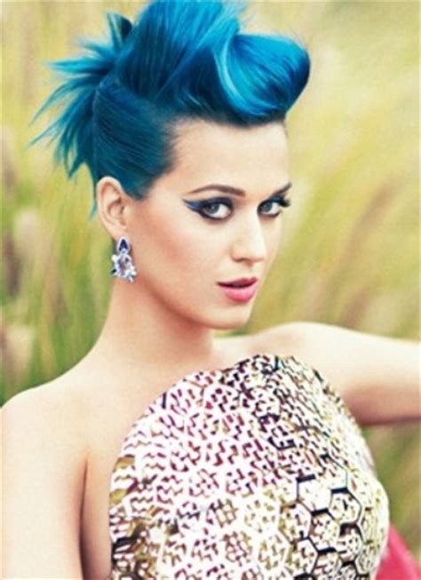 28 pictures of Katy Perry rocking Blue Hairstyles – StrayHair