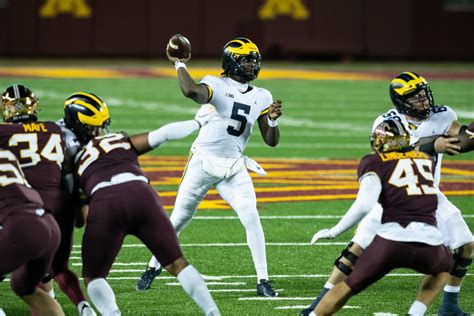 Former Michigan QB Joe Milton Reportedly Makes Transfer Decision - The Spun