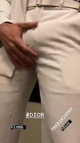 Que Rico Paquete Free Gay Masturbation Porn Video XHamster