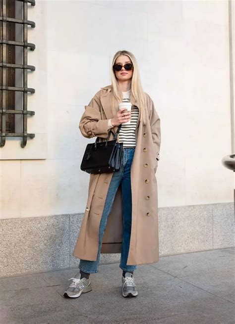 How To Style A Trench Coat According To An Expert 3 Trench Coat Outfits