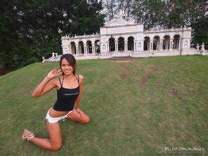 Bikini Model Saiyang AI Enhanced Photo Gallery