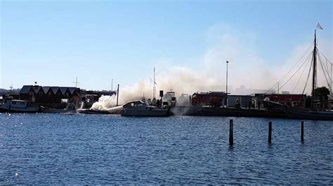 Brand i båd på havnen i Faaborg YouTube