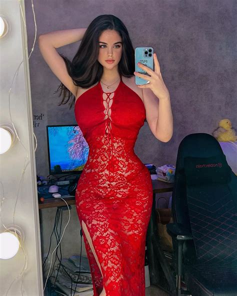 Coca Cola Red Nudes Tightdresses NUDE PICS ORG