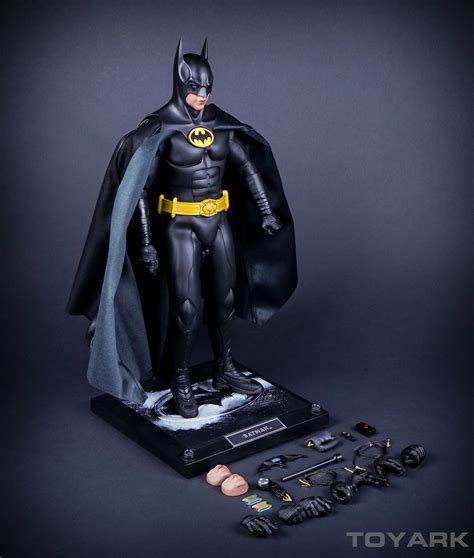 Batman Returns Hot Toys