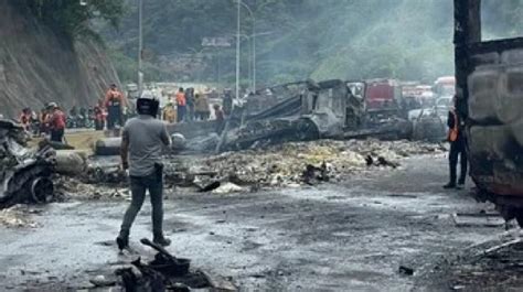 Asciende A 27 Los Fallecidos En La Tragedia De La Autopista Gran Mariscal De Ayacucho Impacto