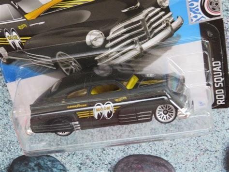 Hot Wheels Chevy Fleetline Black Moon Eyes Hw Rod Squad Perfect Birthday Gift Miniature