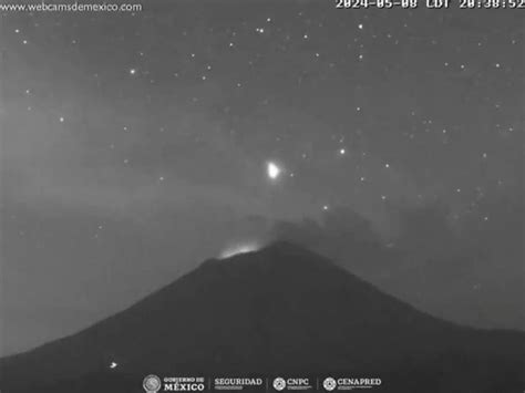 ¿son Ellos Captan Presunto Ovni Sobrevolando El Volcán Popocatépetl