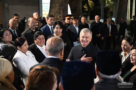 Shavkat Mirziyoyev Yashil Makon Loyihasi Doirasida Kuzgi Daraxt Ekish