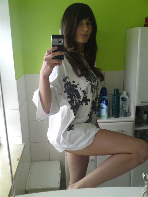 Home Pics 6617 nude photos6289 41692 Foto Pornô