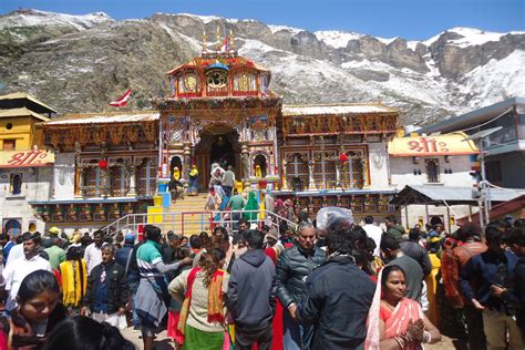 Book Chardham Yatra Tours Travels With Skylines