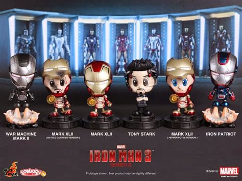 World Toy Brasil Hot Toys Cosbaby Iron Man