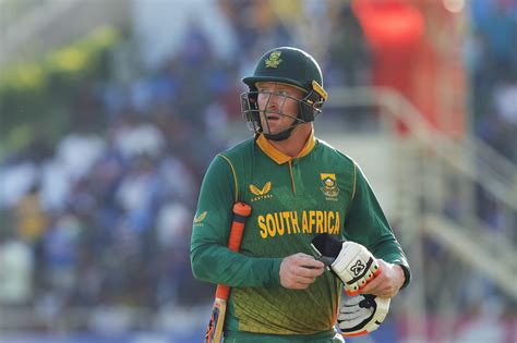 Heinrich Klaasen Looks Back After Being Dismissed Espncricinfo