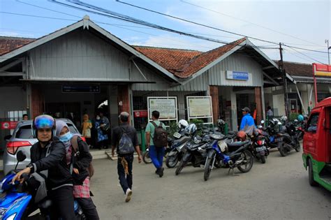 Stasiun Kereta Api Rangkasbitung Sebagai Cagar Budaya Di Tingkat