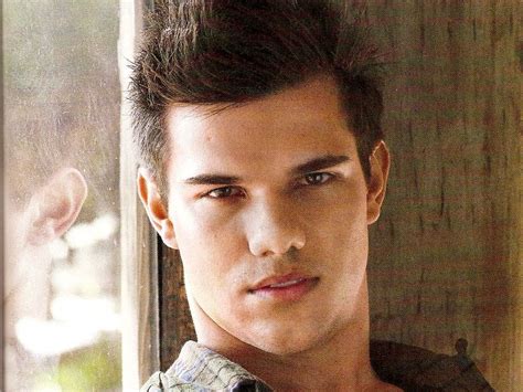 Pin by Nat Deaner on Taylor Lautner . . . my hero, my love, my own personal sun | Native ...