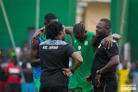 Le Jaraaf de Dakar va vers la création dune équipe féminine