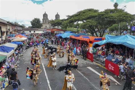 Carnaval De Cajamarca As Se Vivi El Esperado Concurso De Patrullas Y