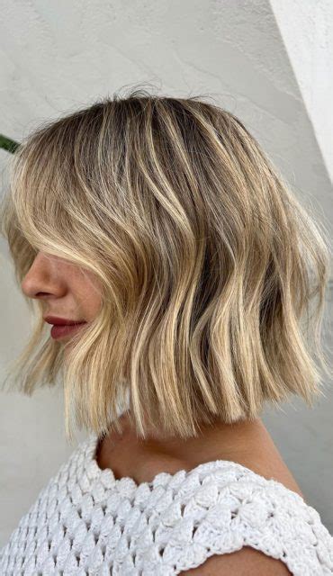 Fresh Hair Colour Ideas To Welcome The Season Dirty Blonde Highlights On A Bob