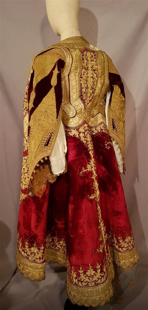 Costume Of Serbian Women From Prizren D Ube Worn Over Mintan