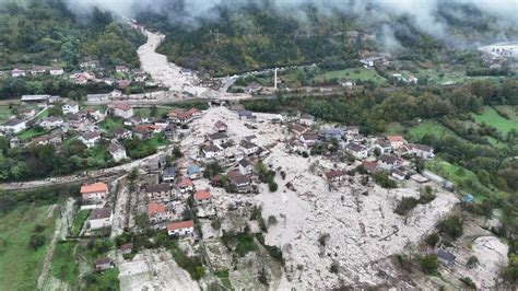 Spasila Ki Timovi Iz Nekoliko Zemalja Stigli U Jablanicu