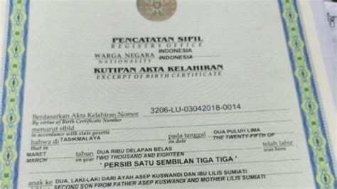 Formulir Pelaporan Kelahiran Gambaran