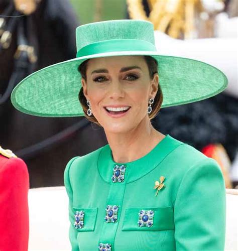 Kate Middleton Ennesima Trasformazione Il Look Al Trooping The Colour