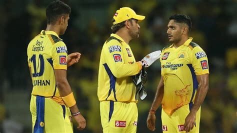 Watch Ms Dhoni Slams Csk Pacer Tushar Deshpande For Bowling No Balls