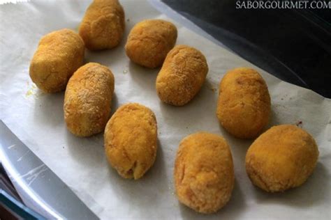 Cómo hacer croquetas al horno SaborGourmet