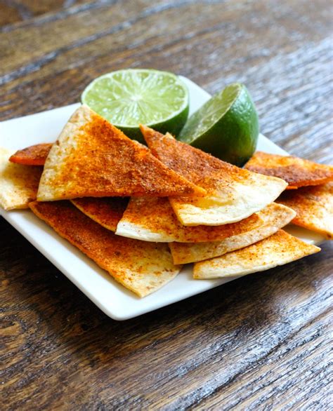 Deliciously Stylish: Spicy and Sweet Chips and Salsa