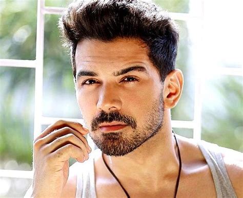 abhinav shukla actor height age girlfriend wife children family