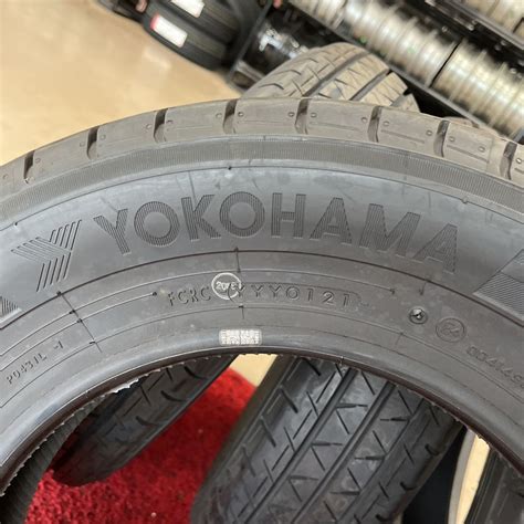 Yahoo オークション 155 80r13 90 89n Lt ヨコハマ 未使用品 激安美