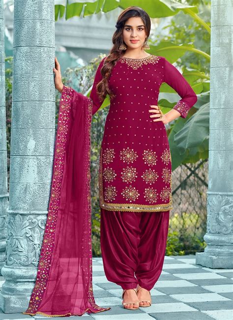 Extensive Collection Of Patiala Salwar Images In Full 4k Over 999