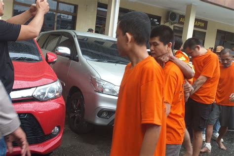 Fakta Tahanan Polsek Di Pekanbaru Kabur Jebol Saluran Pipa Toilet