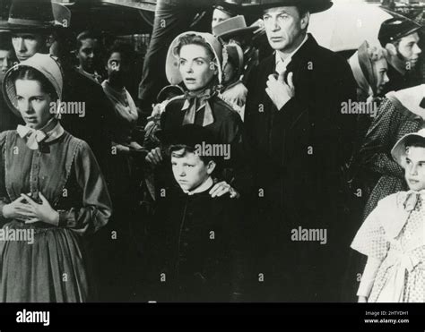 American actor Gary Cooper, actress Dorothy McGuire, Anthony Perkins ...