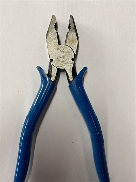 Chrome Vanadium PYE Combination Plier 8 Inch Model Name Number 908 At