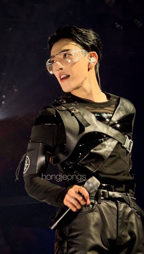 Hongjoong Ateez Kim Hongjoong Oh Captain My Captain Concert Outfit