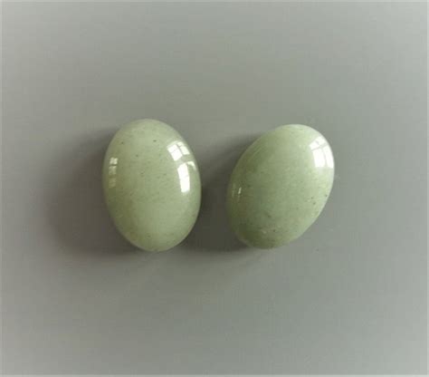 2 cabochons ovales 18 mm x 13 mm pierre aventurine verte pâle en 2022