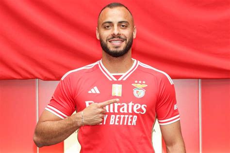 Benfica anuncia a contratação do atacante Arthur Cabral Flashscore br