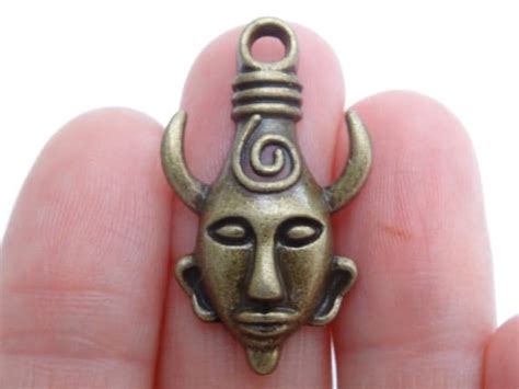 5 Antique Bronze Demon Protection Amulet Charms 32 X 19mm Ref