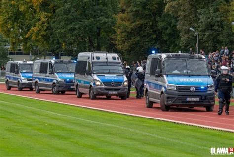 Wielka Zadyma Na Meczu Policja Na Boisku W Ruch Posz Y Armatki Wodne