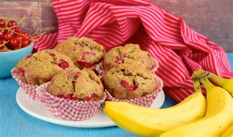 Muffins Integrales De Banana Y Frutos Rojos Sustentartv Bienvenidos